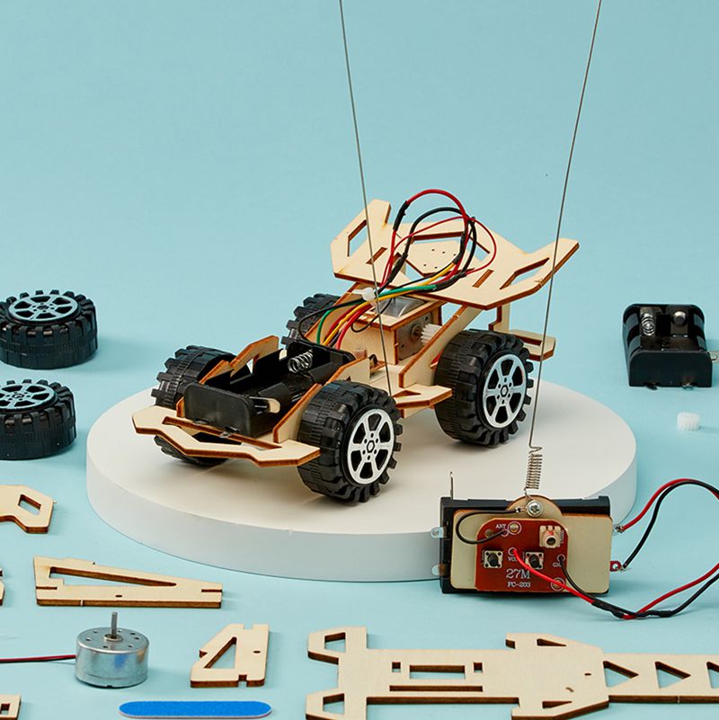 Radio-Controlled Car STEM DIY Kit