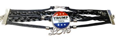 *Trump Black LEATHER Look Clasp Bracelet