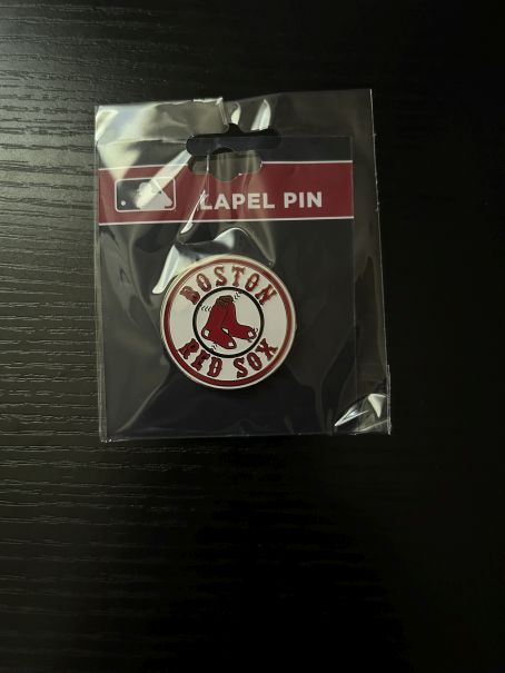 BOSTON RED SOX ROUND LOGO PIN BY PSG