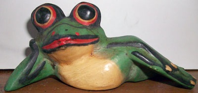 FROG Chilling Display