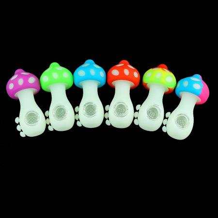 GLOW IN THE DARK COLOR MUSHROOM HAND PIPE